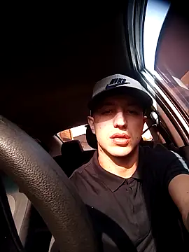 Snapshot of DebutingPathway chatting on 09-14-25, 12:48 DebutingPathway online show from 09-14-25, 12:48