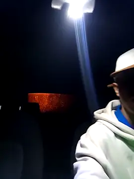 Snapshot of DebutingPathway chatting on 10-22-25, 09:53 DebutingPathway online show from 10-22-25, 09:53