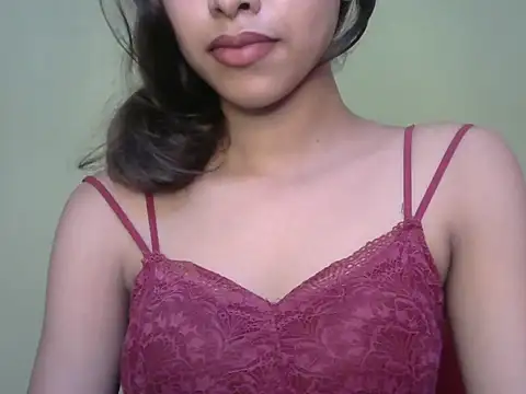 Snapshot of Ritu9 chatting on 10-04-25, 02:48 Ritu9 online show from 10-04-25, 02:48