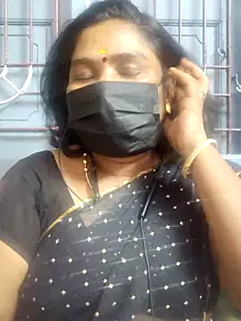 Snapshot of Tamil_Azhaghi25 chatting on 06-11-26, 05:33 Tamil Azhaghi25 online show from 06-11-26, 05:33