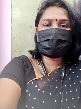 Snapshot of Tamil_Azhaghi25 chatting on 06-22-26, 06:10 Tamil Azhaghi25 online show from 06-22-26, 06:10