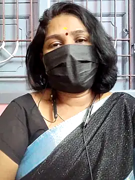Snapshot of Tamil_Azhaghi25 chatting on 06-22-26, 06:16 Tamil Azhaghi25 online show from 06-22-26, 06:16