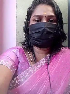 Snapshot of Tamil_Azhaghi25 chatting on 06-23-26, 06:22 Tamil Azhaghi25 online show from 06-23-26, 06:22