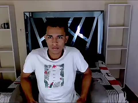 aston xvera online show from 09-19-25, 03:52