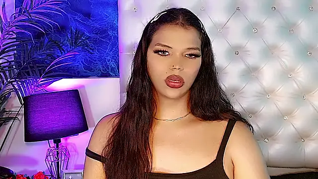 Valeria Swett  online show from 03-08-26, 02:04