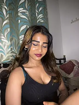 STRIP GLOW online show from 02-28-26, 07:48