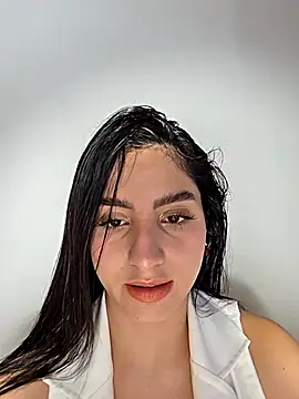 Alicia vellami online show from 11-04-25, 08:30