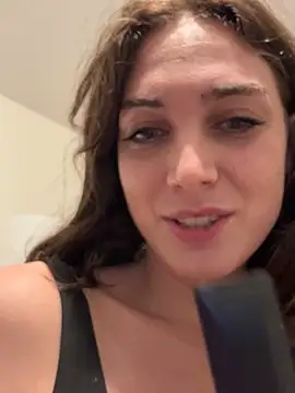 Petitbiscuit2B0 online show from 10-25-25, 04:35