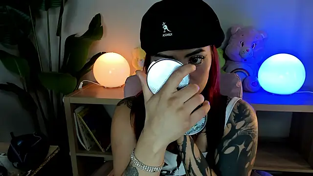 Mystic blue online show from 12-05-25, 12:36