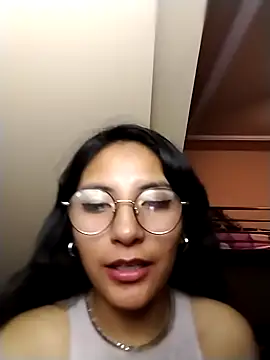 Regina Shine online show from 12-14-25, 08:30