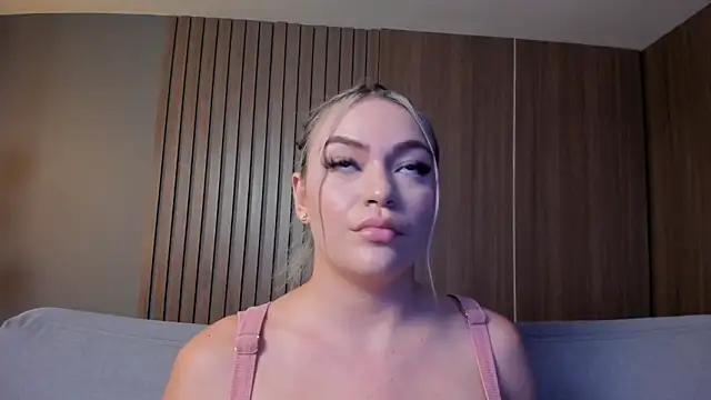 milaowens online show from 02-23-25, 02:57