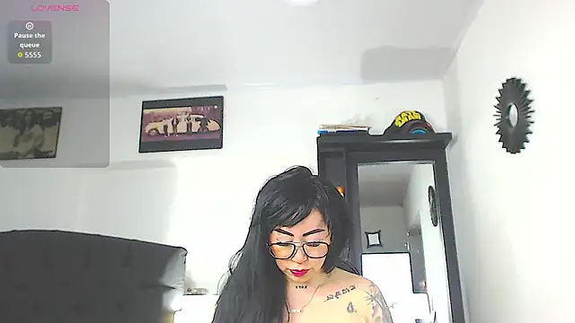 Vicky hotmilf online show from 01-16-26, 09:02