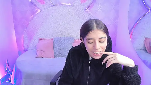 Gaby louse online show from 04-13-26, 07:19