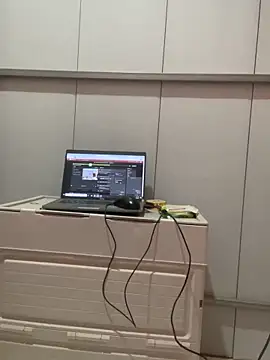 Snapshot of Thu_yaha chatting on 05-28-26, 05:16 Thu yaha online show from 05-28-26, 05:16