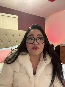 MyHoneyFrida online show from 11-20-25, 04:23