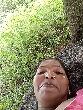 Snapshot of Jivika_Jaiswal chatting on 09-30-25, 06:40 Jivika Jaiswal online show from 09-30-25, 06:40