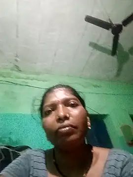 Snapshot of Jivika_Jaiswal chatting on 10-06-25, 06:55 Jivika Jaiswal online show from 10-06-25, 06:55