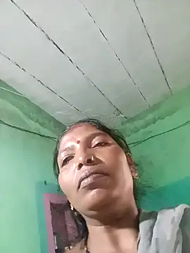 Snapshot of Jivika_Jaiswal chatting on 10-08-25, 02:53 Jivika Jaiswal online show from 10-08-25, 02:53