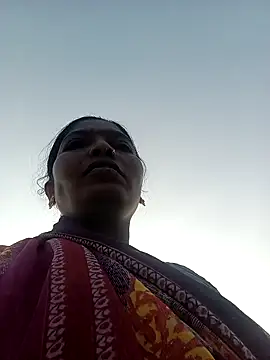 Snapshot of Jivika_Jaiswal chatting on 10-14-25, 01:50 Jivika Jaiswal online show from 10-14-25, 01:50