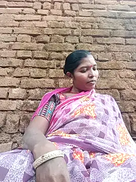 Snapshot of Jivika_Jaiswal chatting on 10-29-25, 09:33 Jivika Jaiswal online show from 10-29-25, 09:33