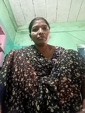 Snapshot of Jivika_Jaiswal chatting on 11-07-25, 02:55 Jivika Jaiswal online show from 11-07-25, 02:55