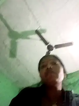 Snapshot of Jivika_Jaiswal chatting on 11-12-25, 12:00 Jivika Jaiswal online show from 11-12-25, 12:00