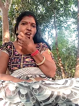 Snapshot of Jivika_Jaiswal chatting on 11-14-25, 10:58 Jivika Jaiswal online show from 11-14-25, 10:58