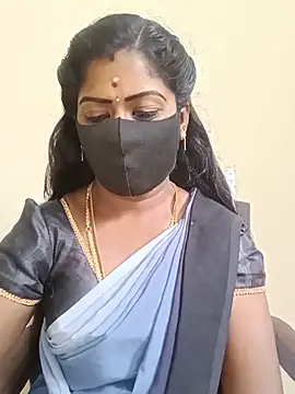 Snapshot of tamilammukuttyy chatting on 06-11-26, 03:37 tamilammukuttyy online show from 06-11-26, 03:37