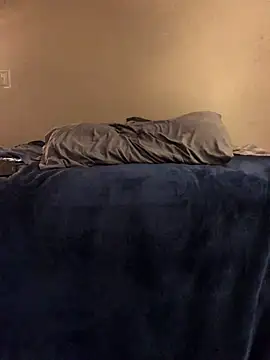 Snapshot of beauthomas chatting on 11-23-25, 04:12 beauthomas online show from 11-23-25, 04:12