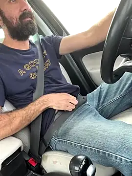 Snapshot of beauthomas chatting on 01-05-26, 08:45 beauthomas online show from 01-05-26, 08:45