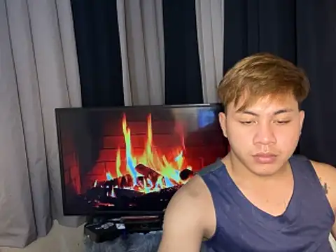 Urfucker drei online show from 12-17-25, 07:09