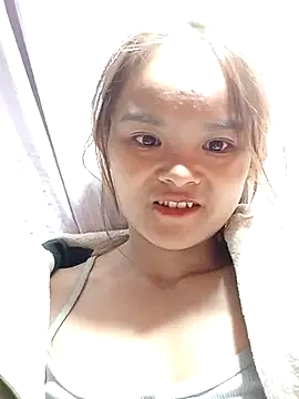 xinhxinhcute online show from 12-02-25, 11:23