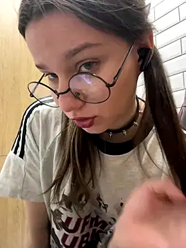 MiniVi online show from 09-29-25, 05:45