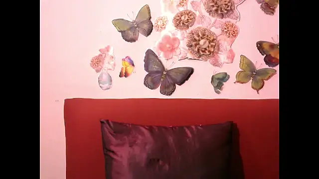 Snapshot of Indiansexydimples chatting on 10-29-25, 07:32 Indiansexydimples online show from 10-29-25, 07:32