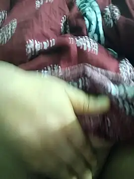 Snapshot of desi_boudi87 chatting on 09-09-25, 04:45 desi boudi87 online show from 09-09-25, 04:45