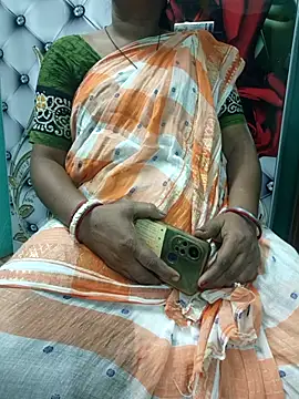 Snapshot of desi_boudi87 chatting on 09-14-25, 12:26 desi boudi87 online show from 09-14-25, 12:26