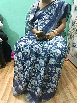 Snapshot of desi_boudi87 chatting on 11-03-25, 11:55 desi boudi87 online show from 11-03-25, 11:55