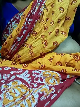 Snapshot of desi_boudi87 chatting on 05-10-26, 05:51 desi boudi87 online show from 05-10-26, 05:51