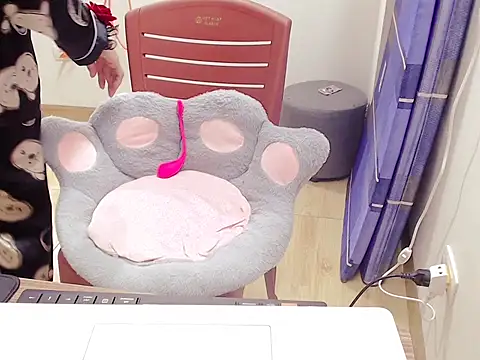 Funnygirl 9x online show from 03-14-26, 01:34