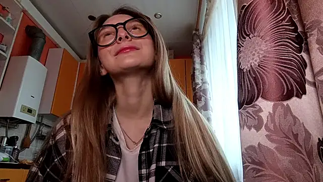 Nymera flare online show from 10-30-25, 07:10