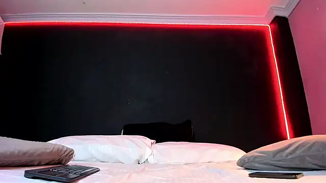 Boss Domiinator online show from 04-12-26, 11:37