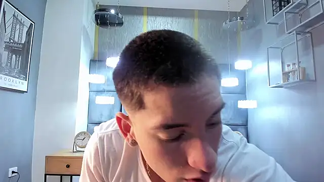 HunterHeat  online show from 11-06-25, 11:55