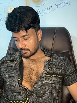 MeekBatgirl online show from 10-04-25, 05:22