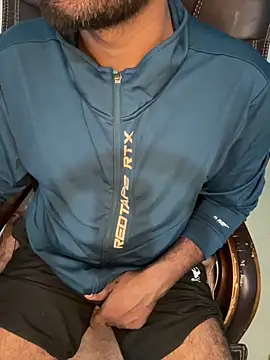 MeekBatgirl online show from 12-16-25, 06:35