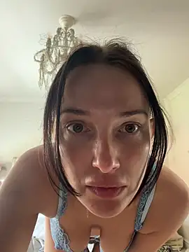 Remirosee online show from 05-15-26, 10:44