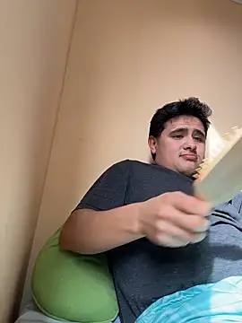 whitsblack online show from 11-17-25, 08:36