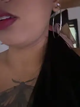 Michluxe 69 online show from 12-17-25, 01:22