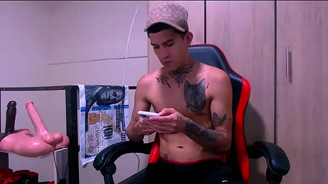 Snapshot of dilan_abraham12 chatting on 04-02-26, 06:00 dilan abraham12 online show from 04-02-26, 06:00