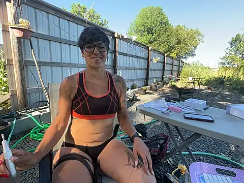 Snapshot of kinkycanner chatting on 06-21-26, 12:46 kinkycanner online show from 06-21-26, 12:46
