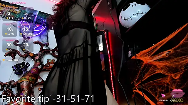Snapshot of Elisabeth_swan chatting on 10-14-25, 12:06 Elisabeth swan online show from 10-14-25, 12:06